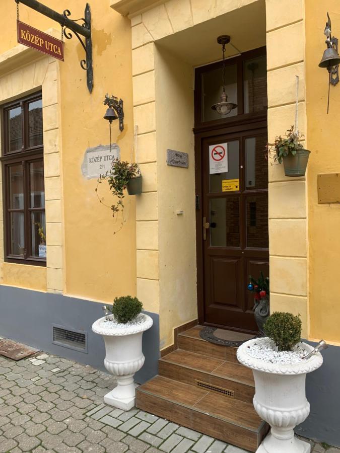 Anna Apartman Pápa Extérieur photo
